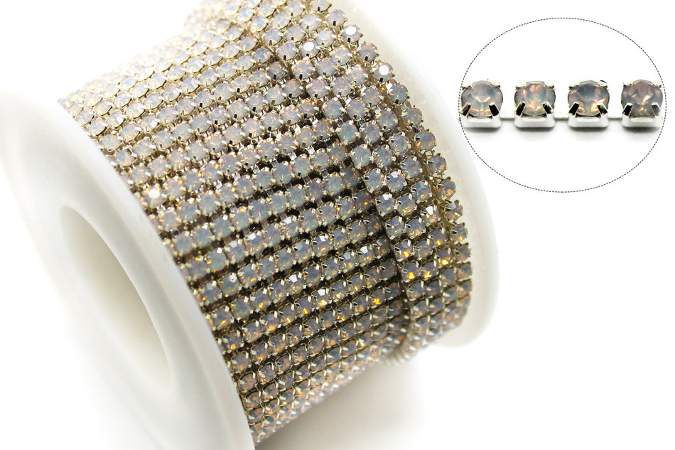 Стразовий ланцюг ss6 (2 мм) 1 м White opal silver