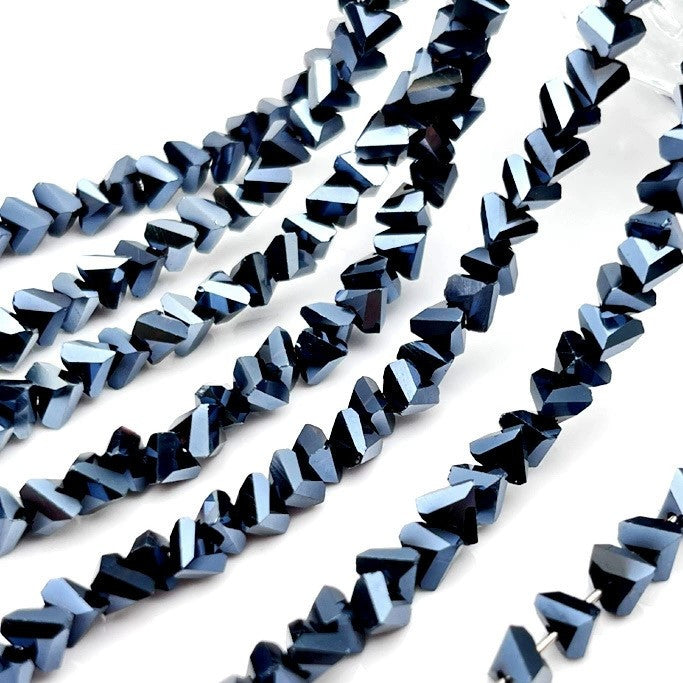 Намистини Swarovski ограновування трикутник 6 мм 30 см (+-85 шт.) Синій темний металік