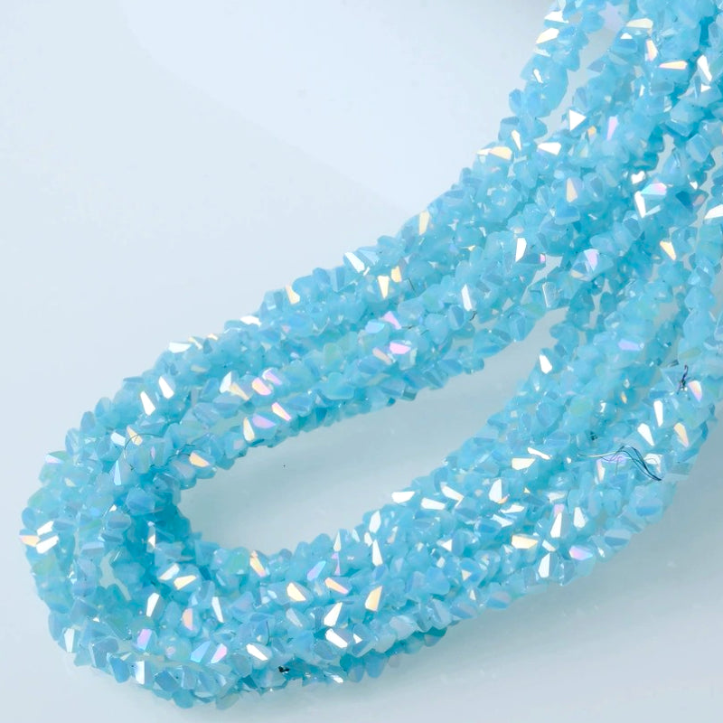 Намистини Swarovski ограновування трикутник 6 мм 35 см (+-85 шт.) Небесний АВ