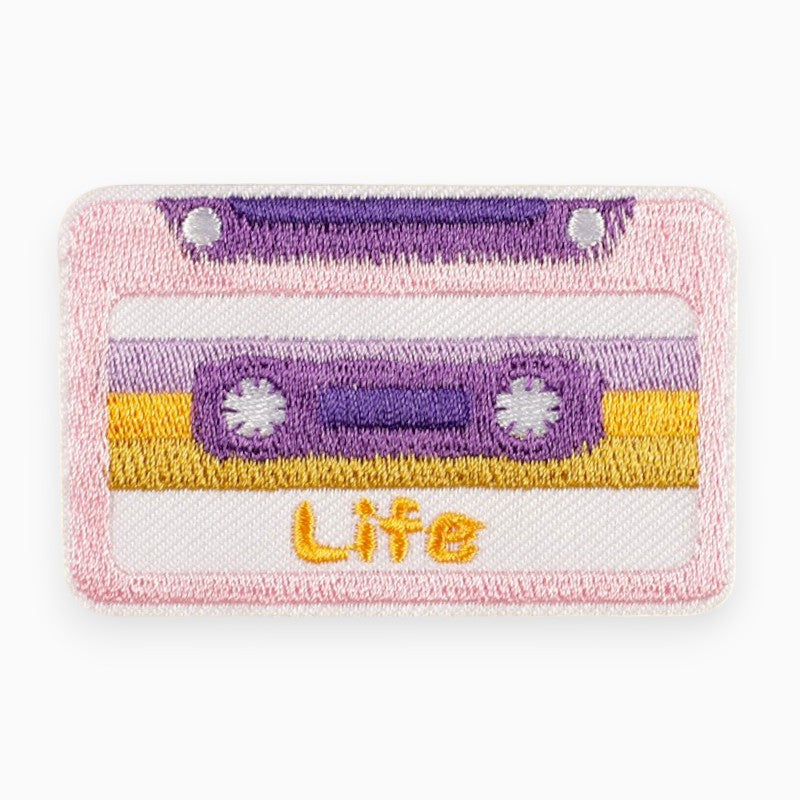 Термоаплікація Cassette Life вишита 4,5х7 см 1 шт. Рожевий