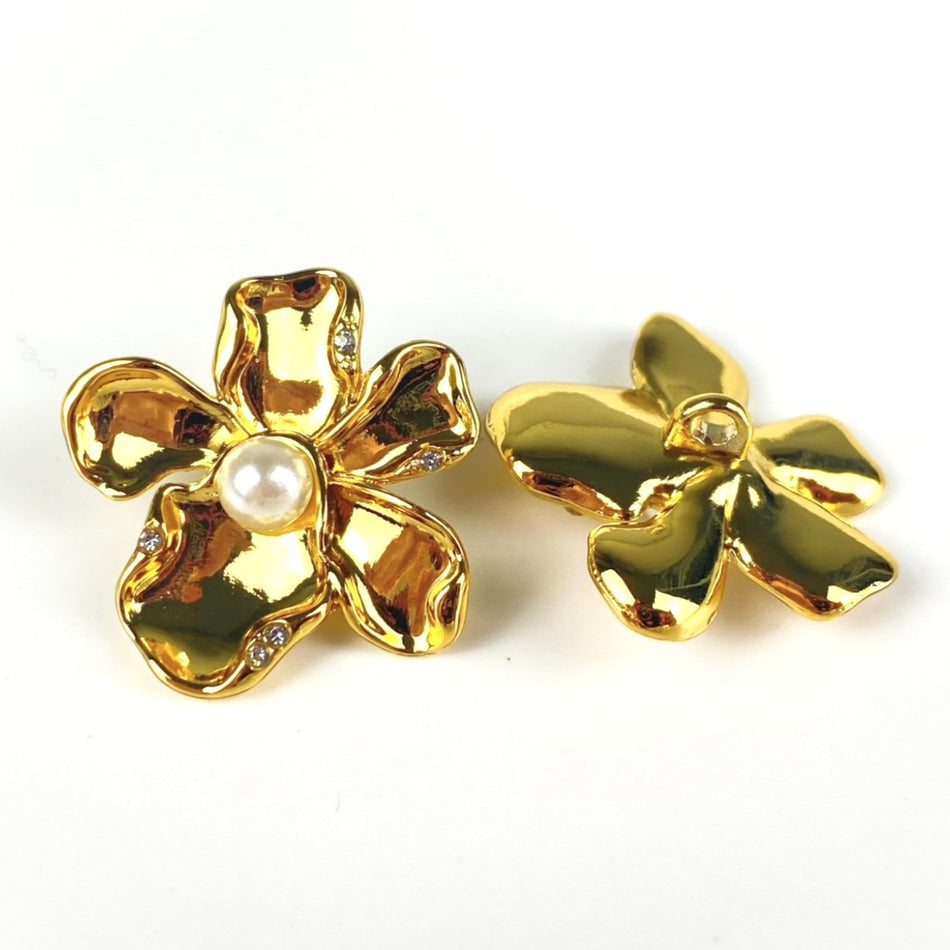 Гудзик Flower Pearl LuxFabric на ніжці метал 34х31 мм 1 шт. Золотистий